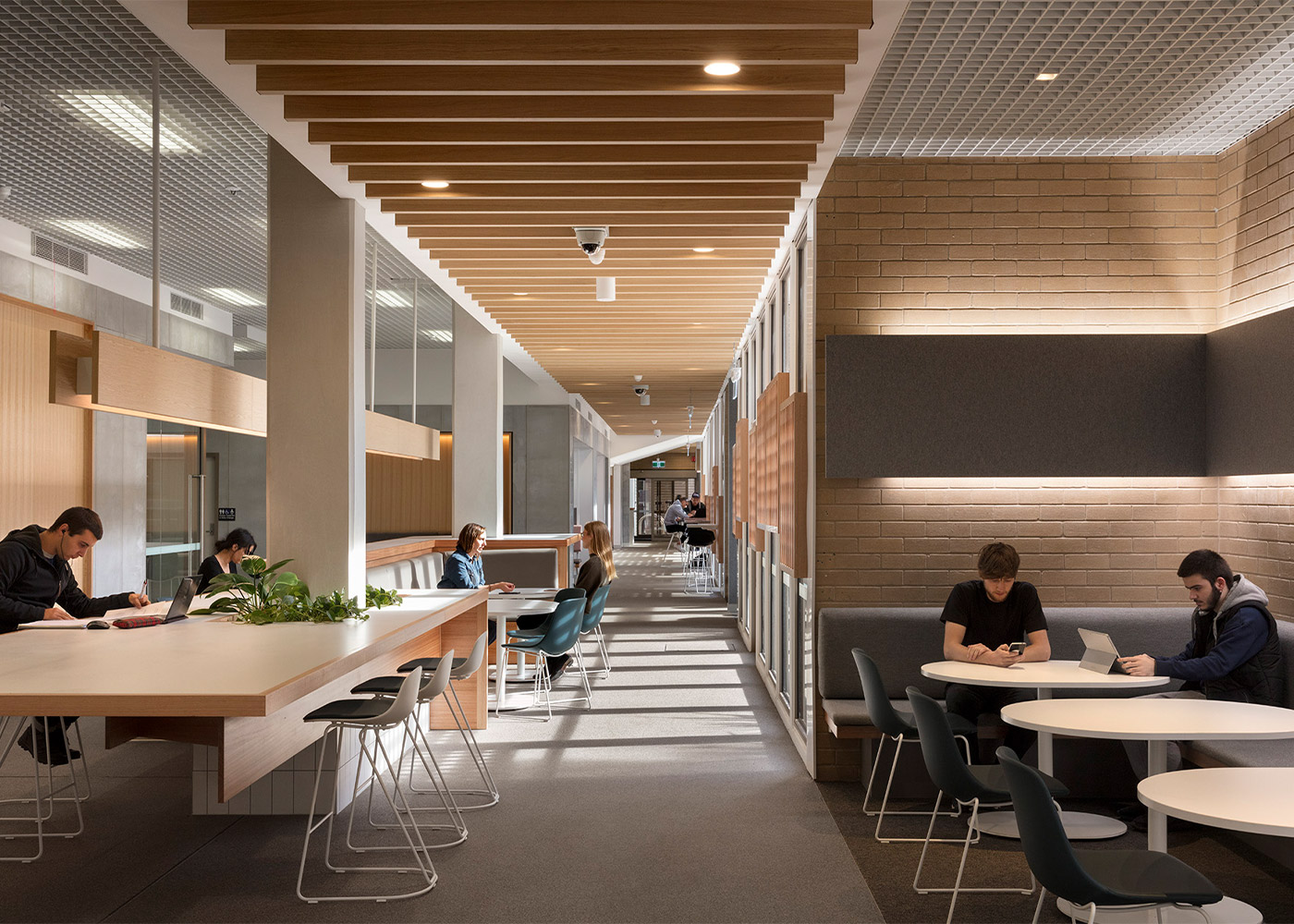 Creating ‘Sticky Spots’ in Victoria University - Insights - DesignInc